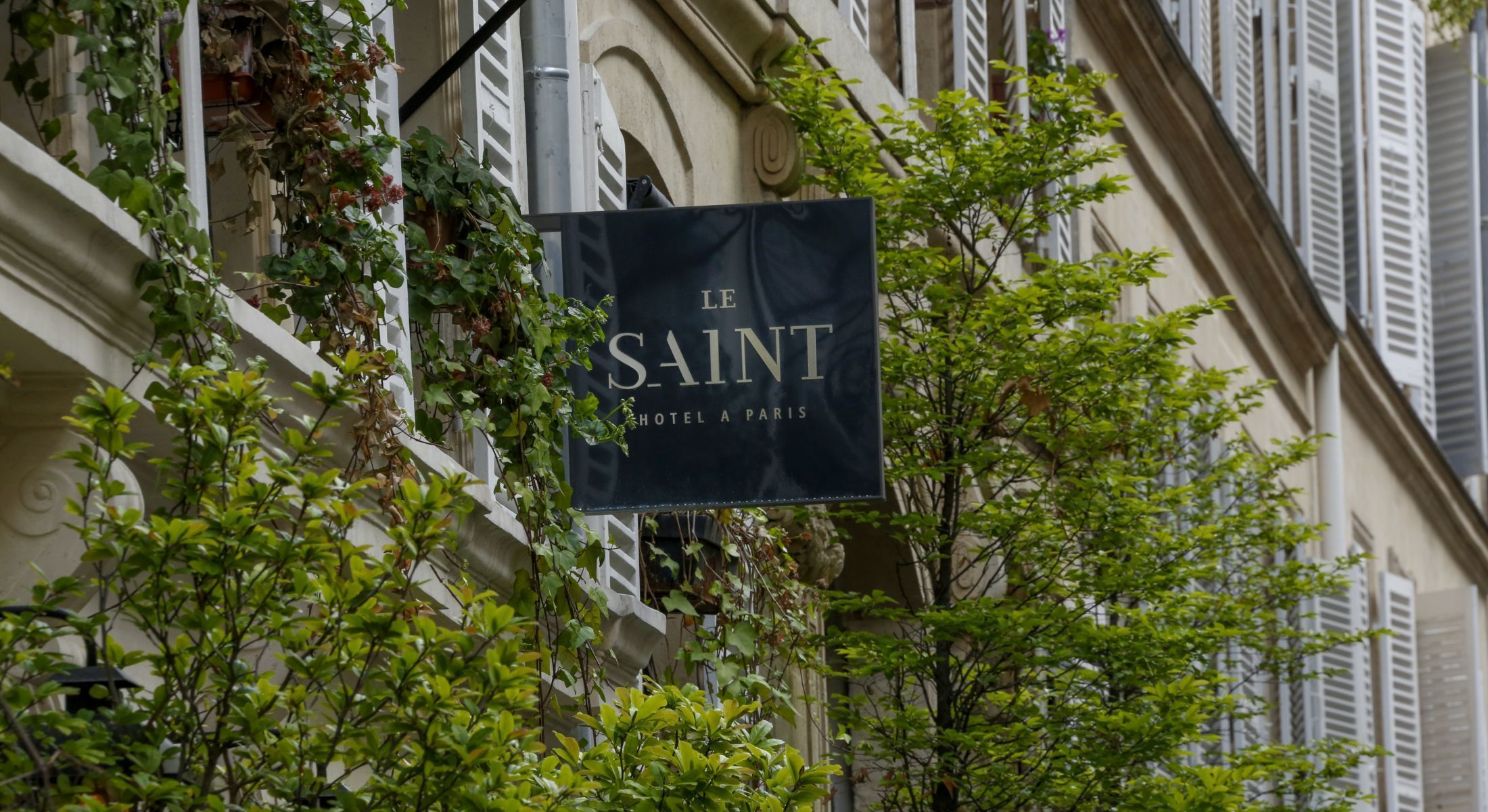 Hotel Le Saint Paris