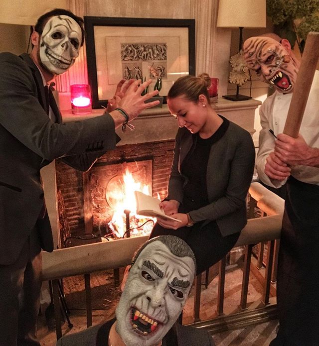 Joyeux Halloween !! 🎃👻 The transformation of our team has begun until the end of the night! Happy Halloween!🎃🔥 #lesainthotelaparis #halloween #halloween2018 #night #hotel #paris #france #party #funnymoments #goodnight #goodvibes #team #dreamteam #instamoment #fireplace #luxuryhotel #parisianlife